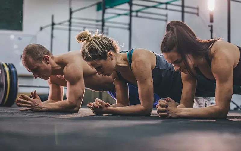 Workout full-body brûle-graisse: le challenge de l’année